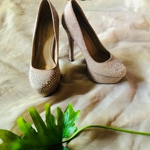 7.5 faux shade nude with embellished gems